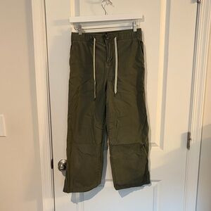 Vuori Green Joggers